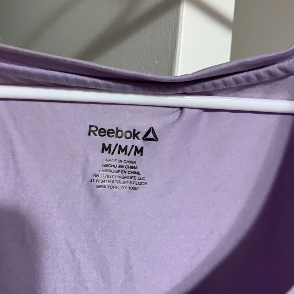 Women’s Reebok tshirt - Picture 2 of 3